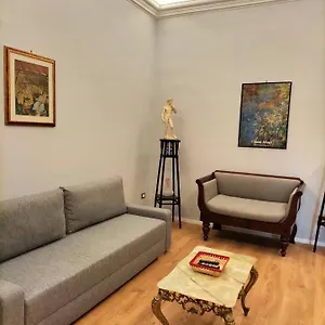 https://start-living-house.taorminaitalyhotels.com