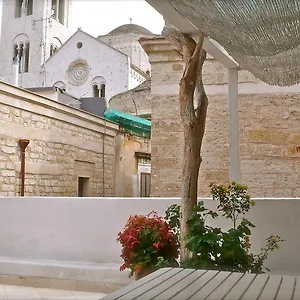 https://casa-odegitria.barihotels.org