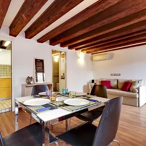 https://residenza-valier-rialto.hotelslidodijesolo.com